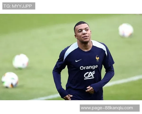 姆巴佩拒绝续约引发转会风波巴黎或今夏以15亿欧元出售他 姆巴佩拒绝续约引发转会风波巴黎或今夏以15亿欧元出售他